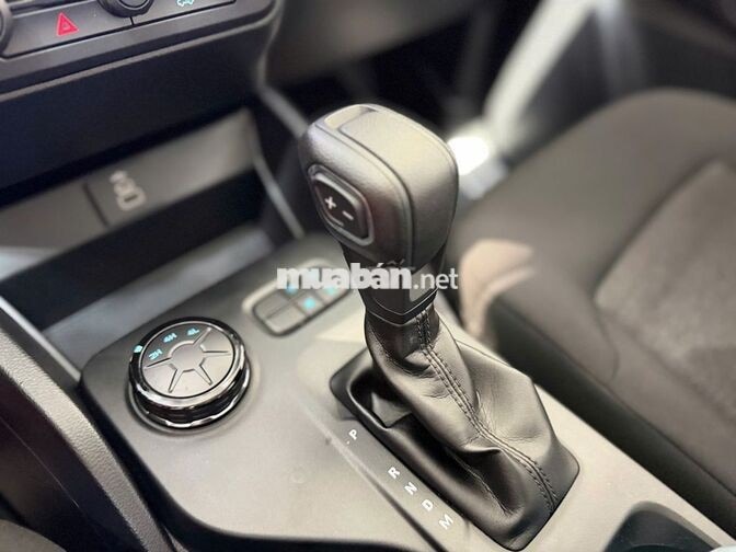 Ford Ranger XLS AT 2025 2 Cầu Tự động Xám