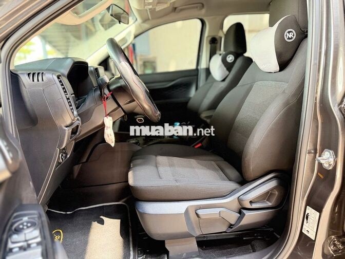 Ford Ranger XLS AT 2025 2 Cầu Tự động Xám