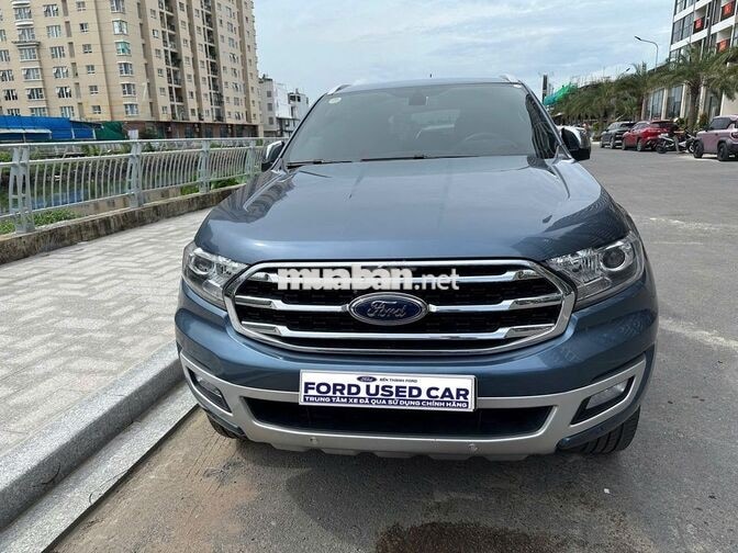 Ford Everest 2.0L Titanium 2018 Xanh thiên thanh