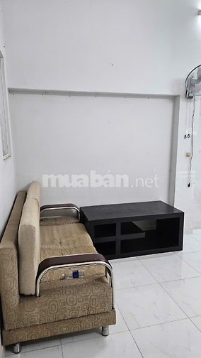 40m2, rộng rãi thoáng mát, an ninh, gần Đầm Sen, chợ, siêu thị, trường