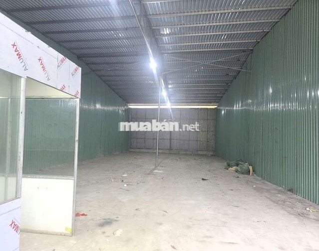 CHO THUÊ KHO,XƯỞNG 10X23M, Đ XE CÔNG VÀO 24/24 KCN TÂN BÌNH 
