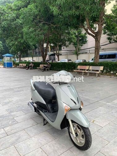 Honda Lead 110 màu xi măng thời trang !