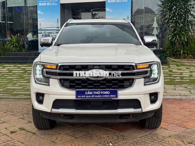 Ford Everest 2024 Titanium 4x2 Trắng