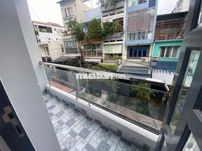 CHO THUÊ STUDIO BAN CÔNG FULL NỘI THẤT MỚI 100% NGAY TRUNG TÂM QUẬN 1