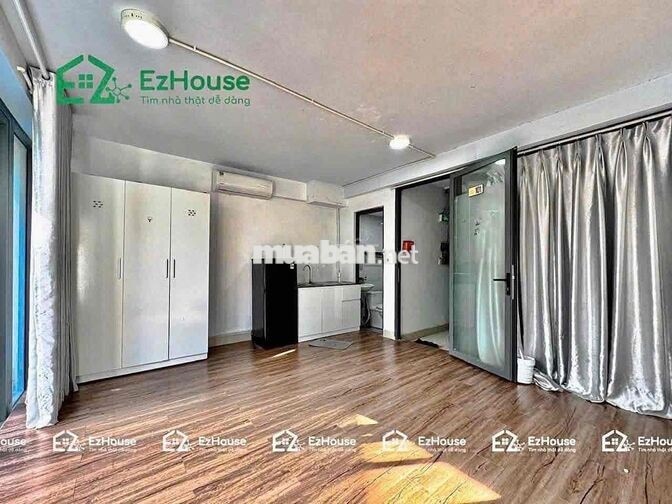 Phòng Studio Ban Công Full nội thất cực rộng, thoáng