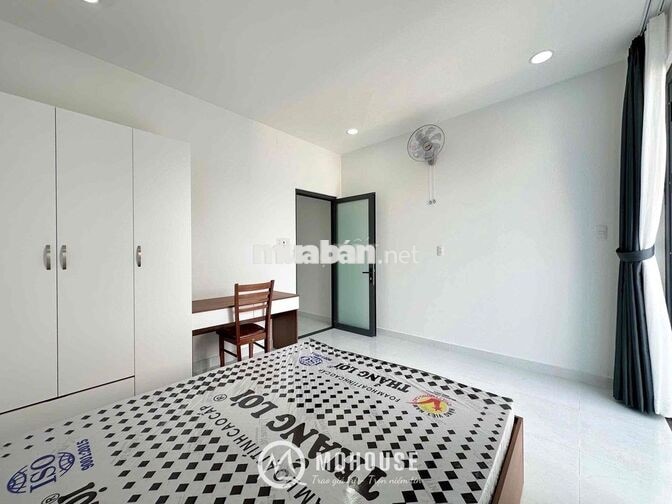 🔥Căn Hộ - 2Ph Ngủ Full NT - Ban Công - Thang Máy - Hầm xe