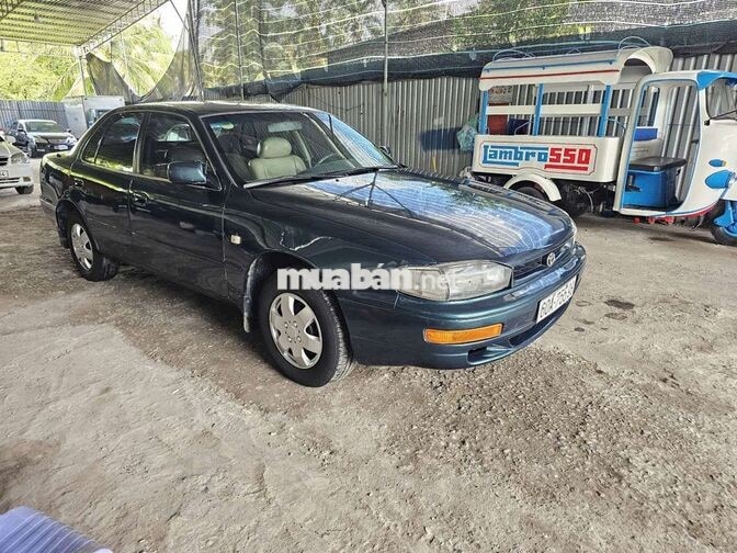 Toyota Camry 1997 Số sàn Xanh