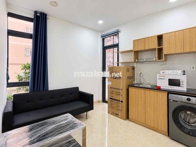 Chính Chủ Cho Thuê Căn Hộ Quận 5 ( 60m2 - 2 Phòng Ngủ Ban Công )