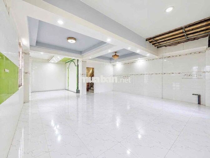 Cho Thuê Mặt Bằng Quận 5 ( 60m2 ) Lối Đi Riêng có WC Riêng