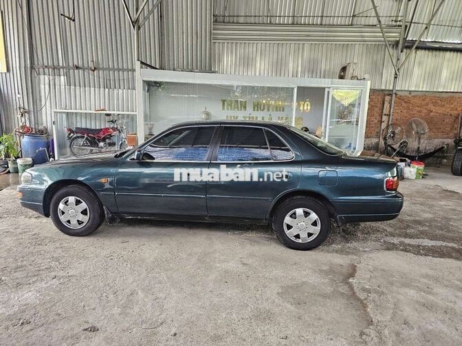 Toyota Camry 1997 Số sàn Xanh