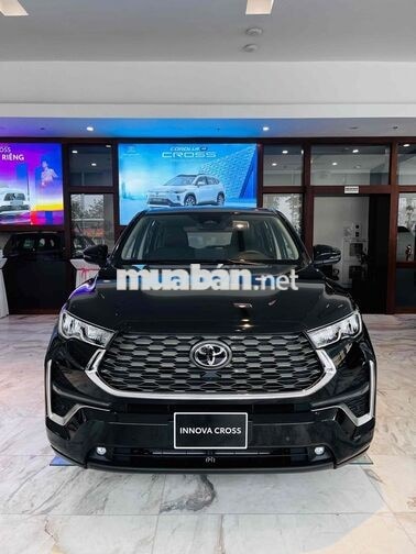 Toyota Innova 2026 mới giảm 50% trước bạ tặng BHTV