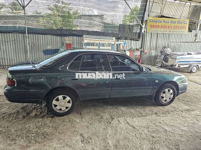 Toyota Camry 1997 Số sàn Xanh