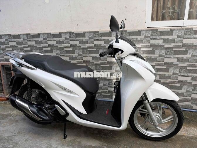 Honda SH 125i 2021 Trắng BSTP Chính chủ