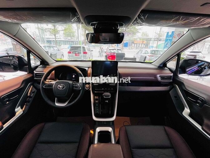 Toyota Innova 2026 mới giảm 50% trước bạ tặng BHTV