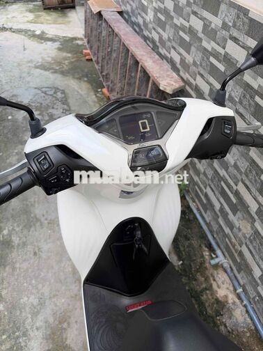 Honda SH 125i 2021 Trắng BSTP Chính chủ