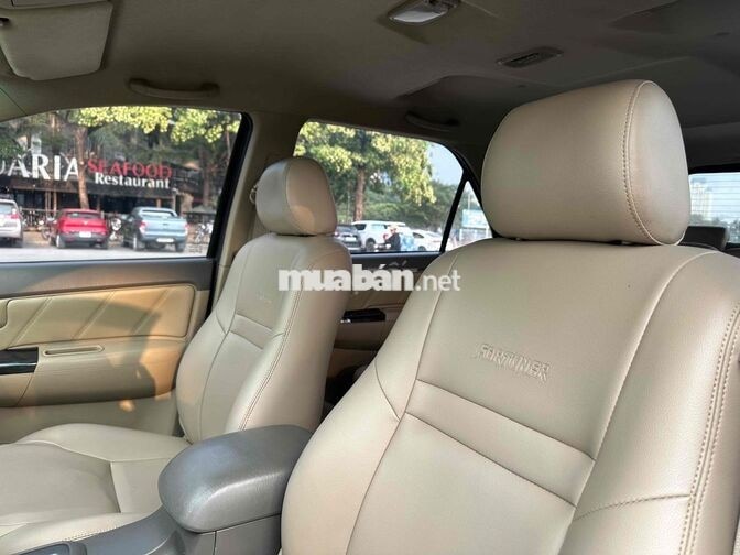 Toyota Fortuner 2.7V 4x4 2014 Đen