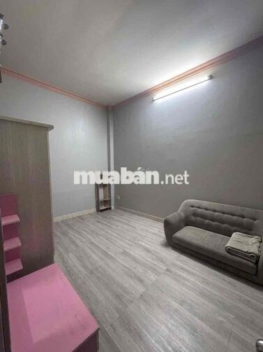Chính Chủ Lâu Đời - Gấp Bán - 10 bước ra hẻm 8m - Gần Mặt Tiền
