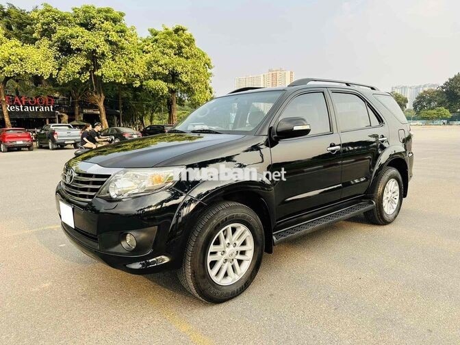 Toyota Fortuner 2.7V 4x4 2014 Đen