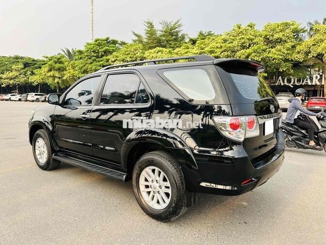 Toyota Fortuner 2.7V 4x4 2014 Đen