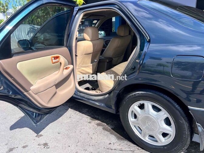 Camry CE Mỹ số sàn