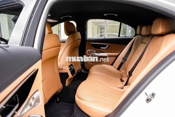 Mercedes-Benz E200 Exclusive 2026 - 2 Tỷ 185 Triệu