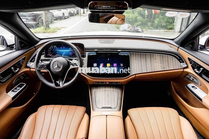 Mercedes-Benz E200 Exclusive 2026 - 2 Tỷ 185 Triệu