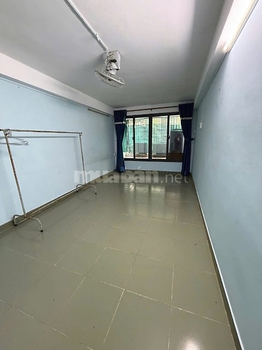 Nhà 3 PHÒNG NGỦ 3x10 NGuyễn ĐÌNH CHIỂU. Hẻm xe hơi