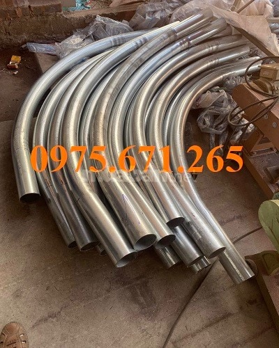 Góc uốn bo mái kính cho công trình dân dụng