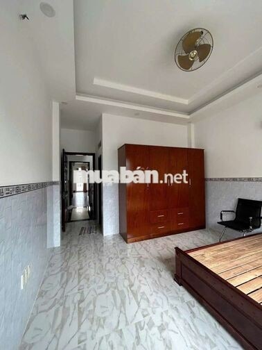 NHÀ FULL NỘI THẤT 5 PHÒNG 4 X 18M 