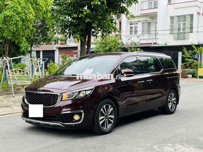 KIA Sedona 2016 Full Dầu