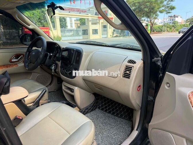 Ford Escape 2004 3.0 Đen Xăng