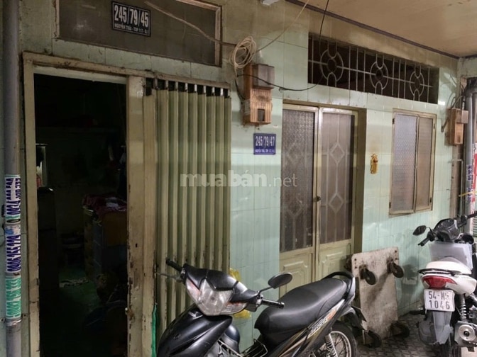 CHO THUÊ NHÀ GIÁ RẺ HẺM 2,8M NGuyễn TRÃI (KHU MÃ LẠNG) Q. 1, 4,3TR.