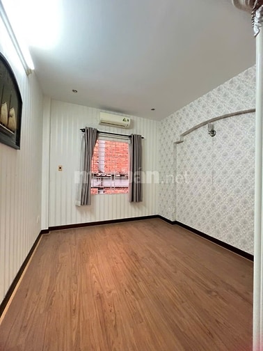 Cho thuê nhà mới đẹp. Hẻm 4m đường An Bình. 4 phòng ngủ. Giá 19 triệu