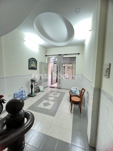 Cho thuê nhà mới đẹp. Hẻm 4m đường An Bình. 4 phòng ngủ. Giá 19 triệu