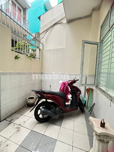 Cho thuê nhà mới đẹp. Hẻm 4m đường An Bình. 4 phòng ngủ. Giá 19 triệu