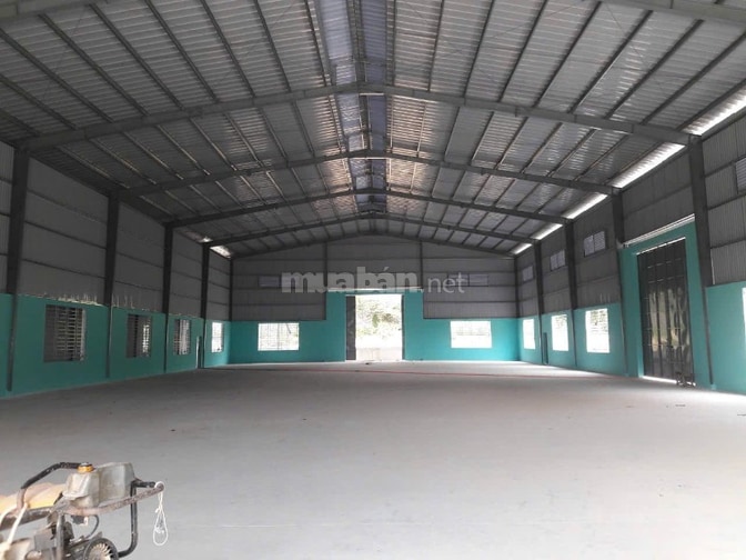 Cho thuê nhà xưởng 1400m2 và 2800m2 Bến Cát