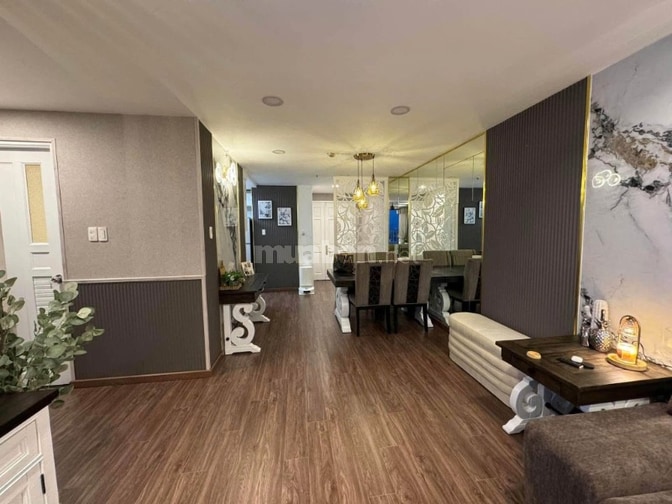 Xi grand Court-Q.10 Căn góc 2 Ban Công 3PN, 98m2, Sẵn nội thất giá 22,