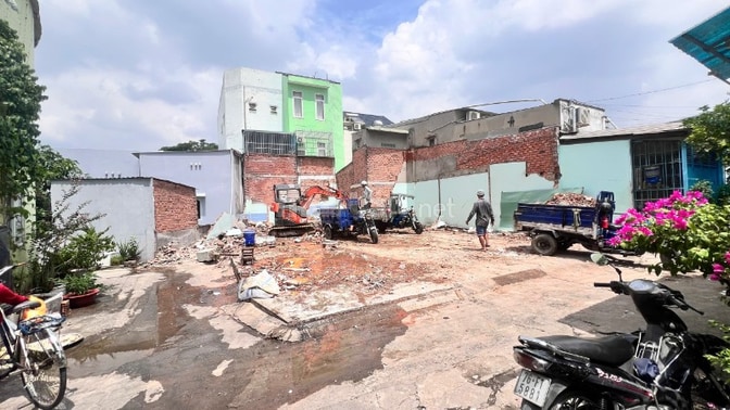 Bán lô đất 86m2 gần chơ Tân Phong, mầm non Cao Trí, sỏ hồng cầm tay