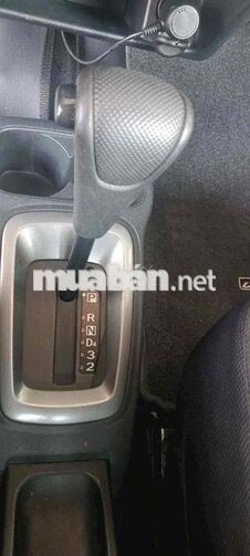 Toyota Tự động màu Đỏ