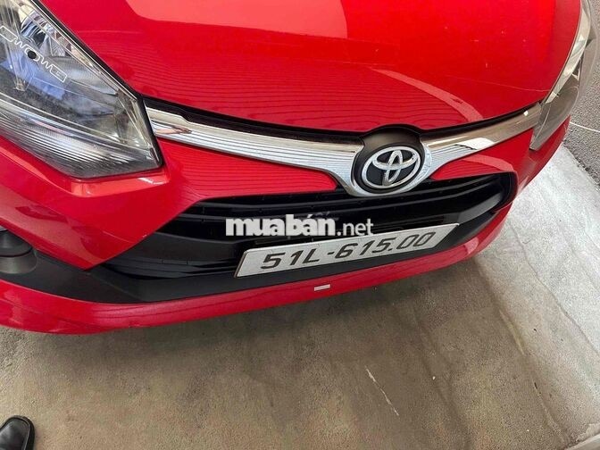 Toyota Tự động màu Đỏ