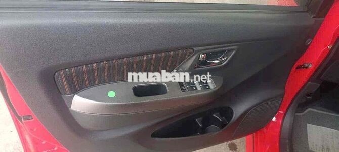 Toyota Tự động màu Đỏ