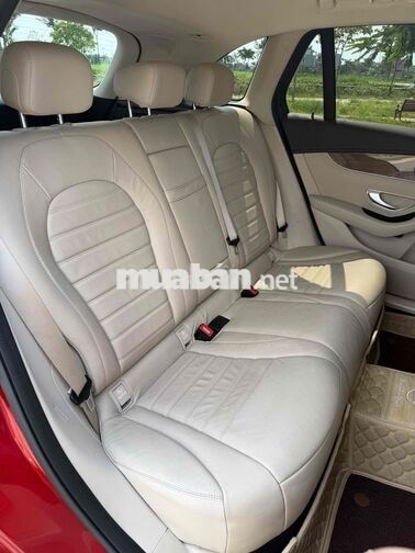 Mercedes-Benz GLC 250 4Matic 2019 Đỏ