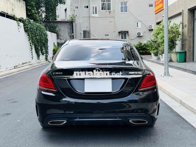 Mercedes-Benz C300 AMG 2019 Đen