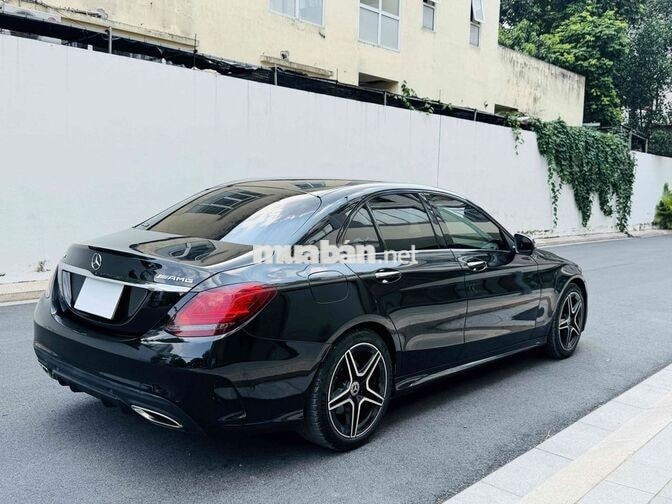 Mercedes-Benz C300 AMG 2019 Đen