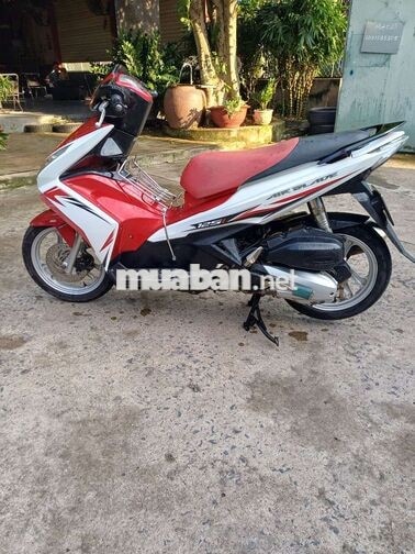 Honda Air Blade 2013 Đỏ trắng đẹp zin êm như hình 