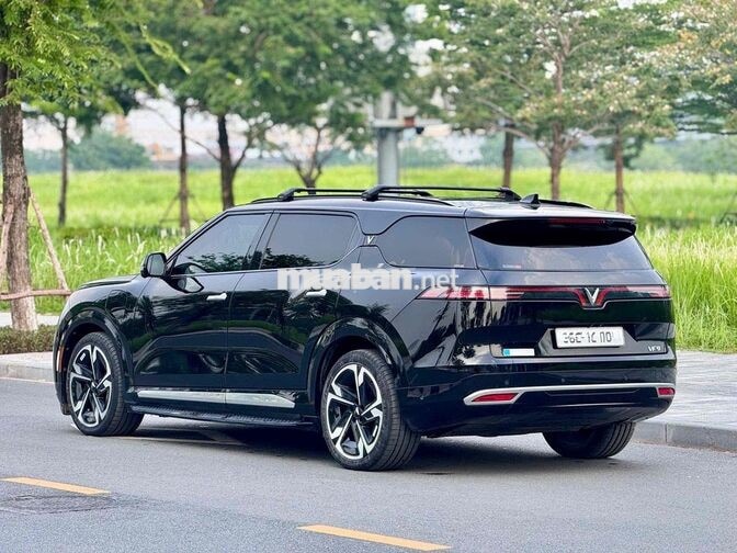 VF9 Plus 2023 thuê Pin Catl đi 600km/ 1 lần sạc
