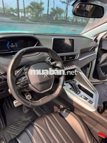Peugeot 5008 2018 Trắng 90.000km
