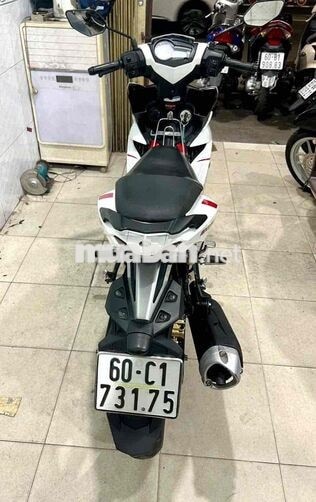 Yamaha Exciter Trắng, Đỏ Xe côn tay
