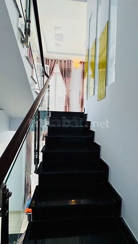 Nhà góc 2 mặt tiền, KDC Bình Hưng đường 12m, đường QL50, gần bến xe Q8