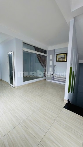 Nhà góc 2 mặt tiền, KDC Bình Hưng đường 12m, đường QL50, gần bến xe Q8